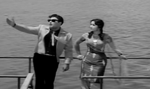 kaatru vaanga ponen - Kalangarai Vilakkam (1965)