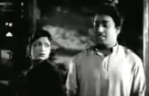 ninaipadhellam nadandhuvittaal - Nenjil or Aalayam (1962)